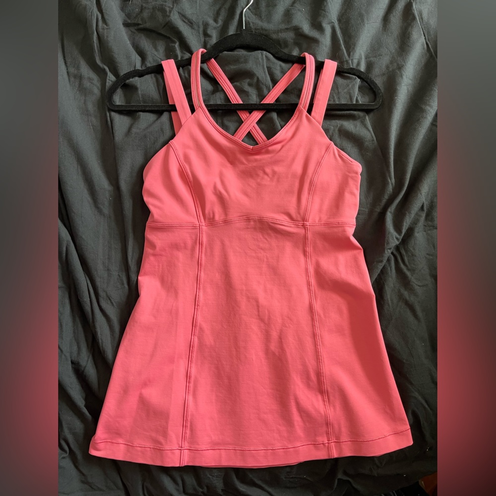 Lululemon size 8 pink top